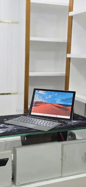 New Laptop Microsoft Surface Pro 7+ 16GB Intel Core i5 SSD 256GB
