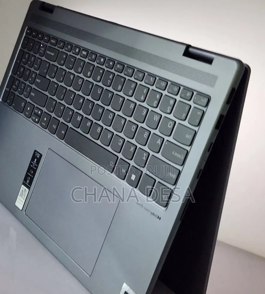 New Laptop Lenovo Yoga 7i 16GB Intel Core i7 SSD 512GB