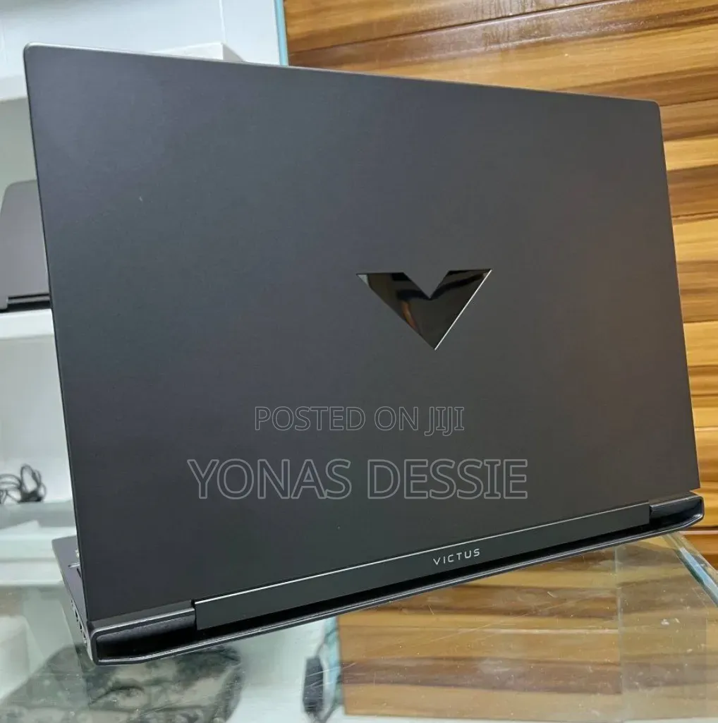 New Laptop HP Victus 15 16GB Intel Core i5 SSD 512GB