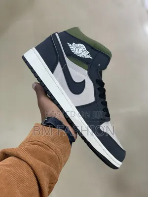 Air Jordan 1 Mid High Iconic Style