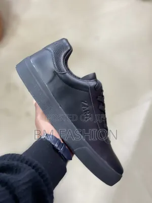 Zara Low-Top Men's Classic Shoes