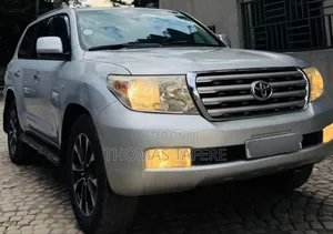 Toyota Land Cruiser 2009 Silver