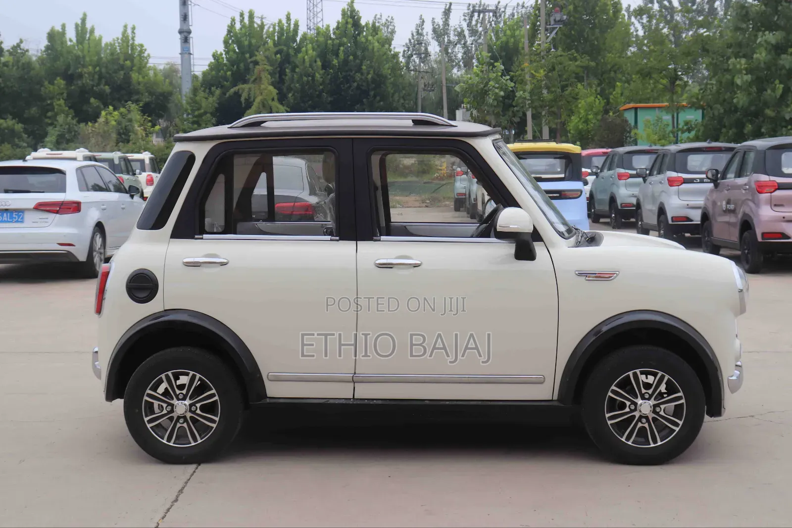New Mini Mini 2025 White