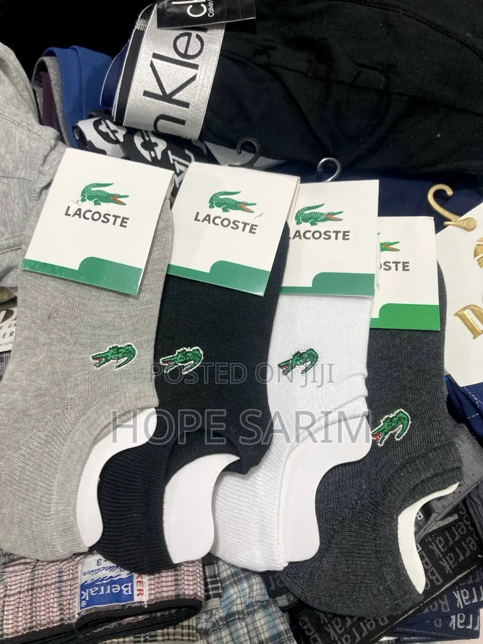 የላኮስት (Lacoste) አጫጭር ካልሲዎች
