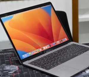 New Laptop Apple MacBook Pro 2017 16GB Intel Core i5 SSD 512GB
