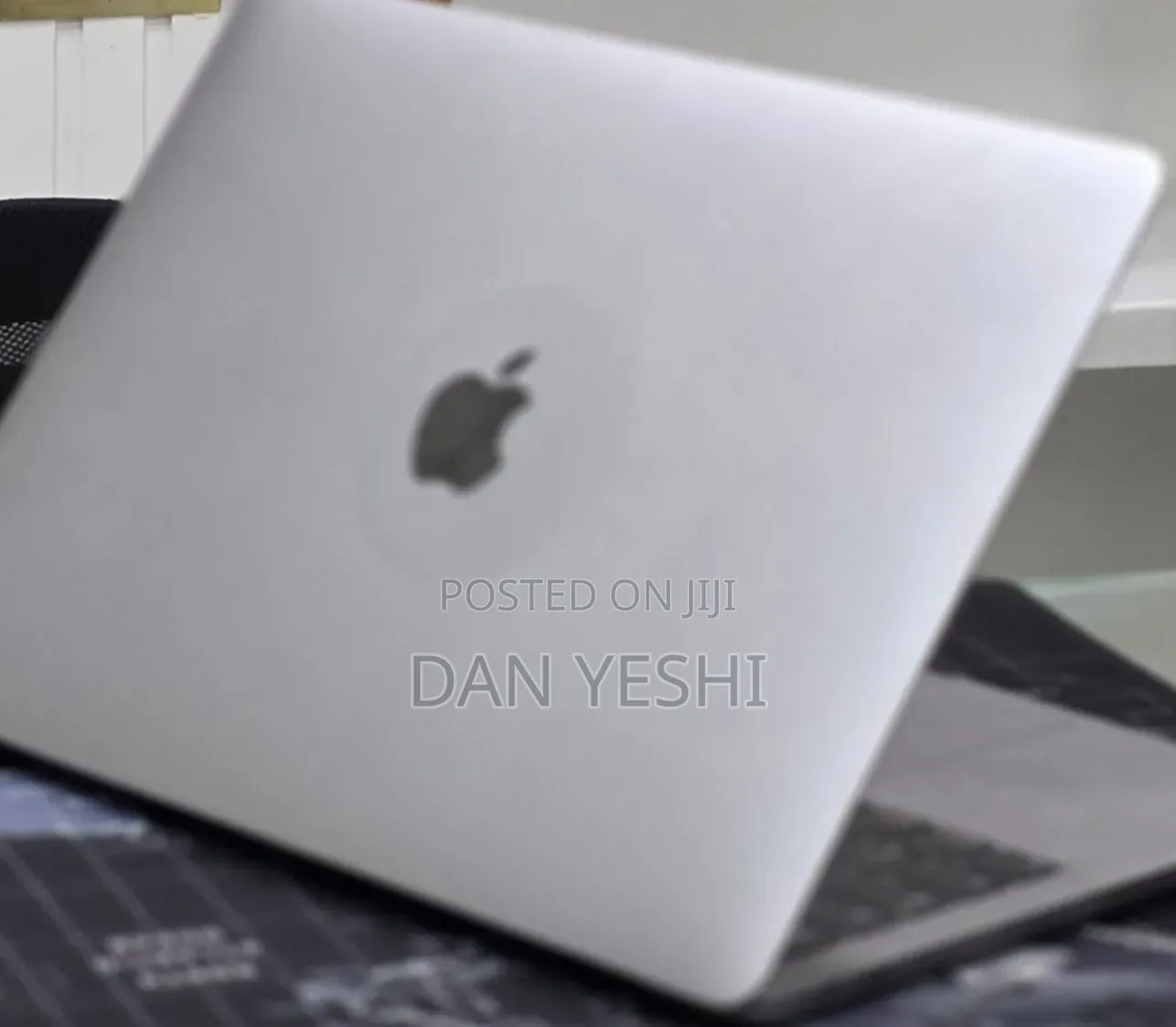 New Laptop Apple MacBook Pro 2017 16GB Intel Core i5 SSD 512GB