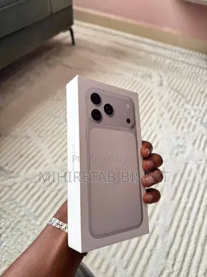 New Apple iPhone 17 Pro Max 256 GB Silver
