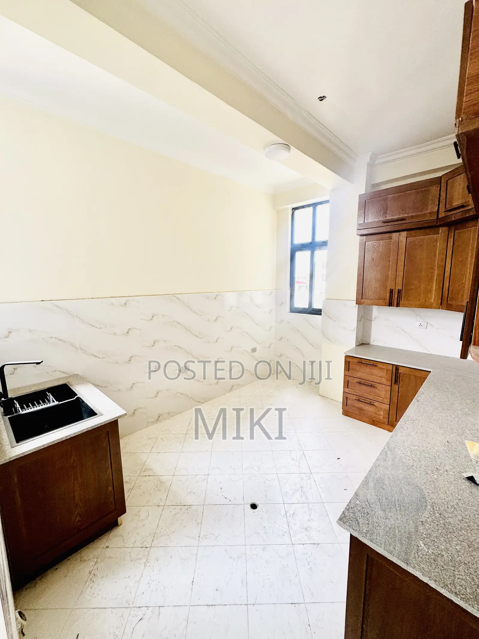 Furnished 3bdrm Apartment in Meskelegha, Nifas Silk-Lafto for sale