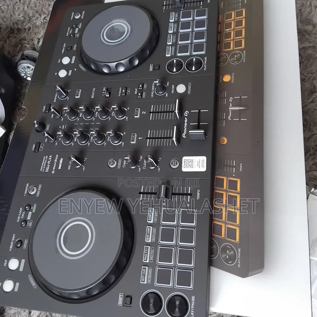 Dj Mixer Flx4