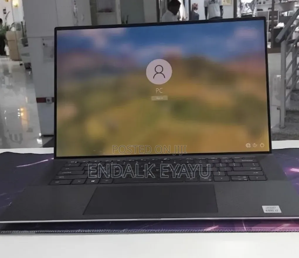 New Laptop Dell XPS 15 16GB Intel Core i5 SSD 512GB