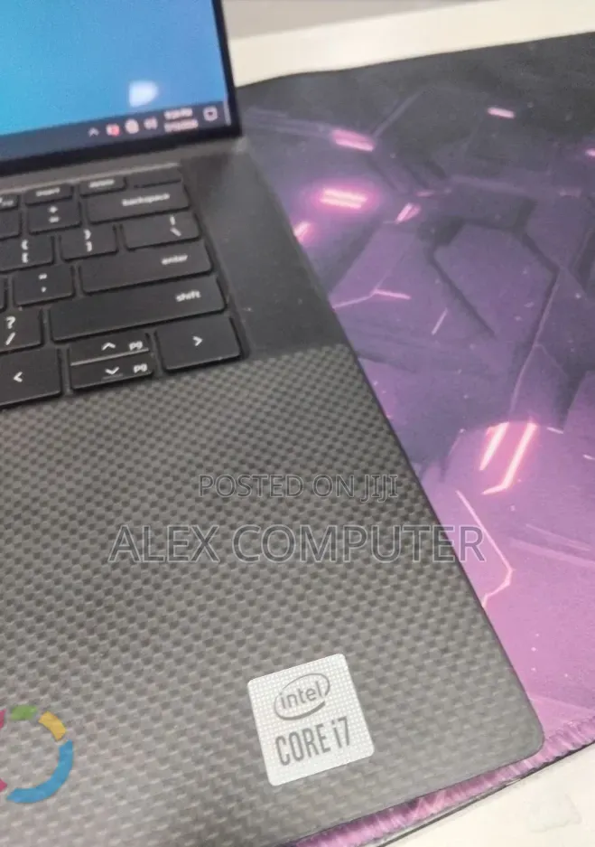 New Laptop Dell XPS 15 16GB Intel Core i7 SSD 512GB