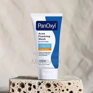 Effective Face and Body Acne Wash by PanOxyl