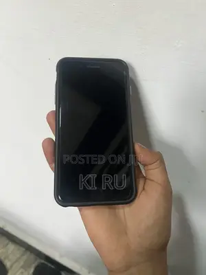 Apple iPhone 7 Plus 32 GB Black