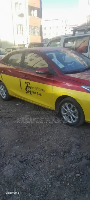 Changan Alsvin 2020 Yellow