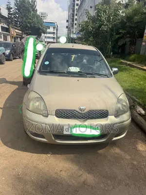 Toyota Vitz 1.0 FWD 3dr 2002 Gold