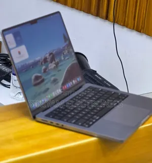 New Laptop Apple MacBook Pro 16GB Apple M1 Pro SSD 512GB