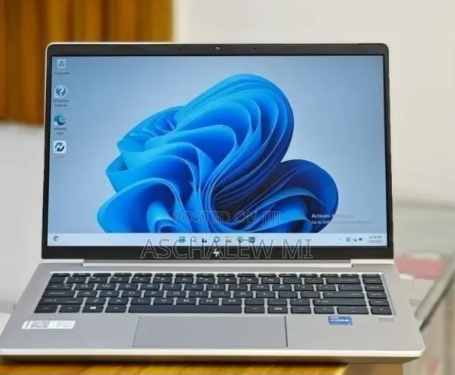 New Laptop HP ProBook 440 G10 16GB Intel Core i7 SSD 1T