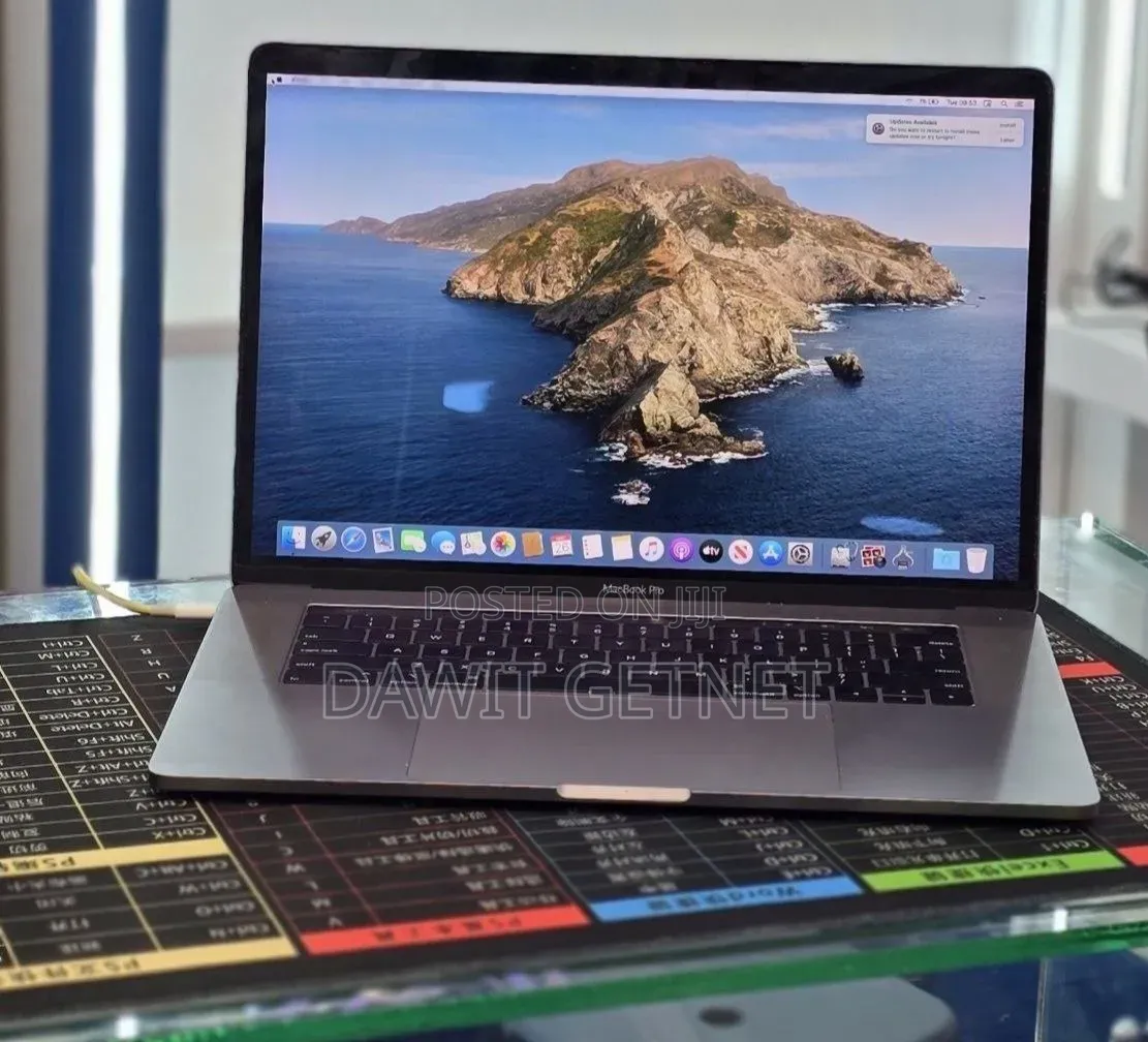 New Laptop Apple MacBook Pro 2021 M1 32GB Intel Core i7 SSD 1T