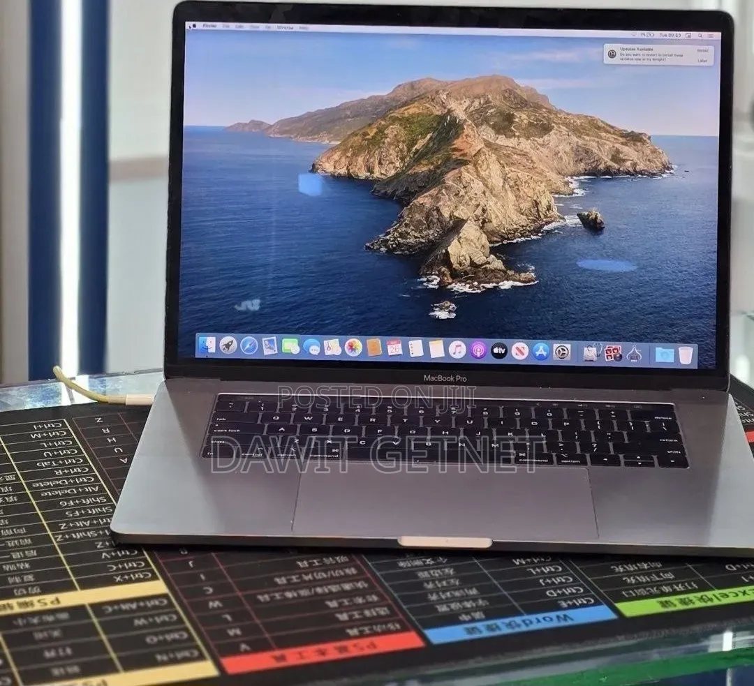 New Laptop Apple MacBook Pro 2021 M1 32GB Intel Core i7 SSD 1T