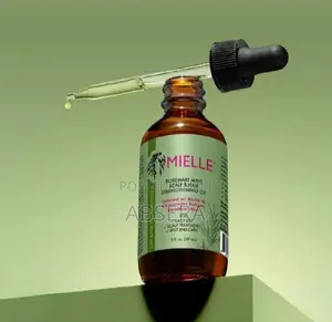 Mielle Rosemary Mint Scalp and Hair Strengthening Oil