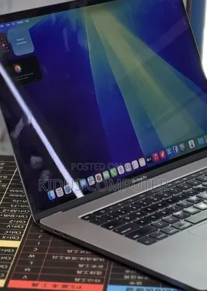 New Laptop Apple MacBook Pro 2019 16GB Intel Core i9 SSD 2T