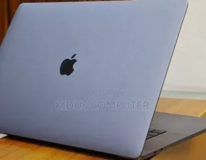 New Laptop Apple MacBook 2018 32GB Intel Core i9 SSD 2T