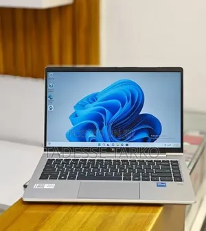 New Laptop HP ProBook 440 G10 16GB Intel Core i7 SSD 1T