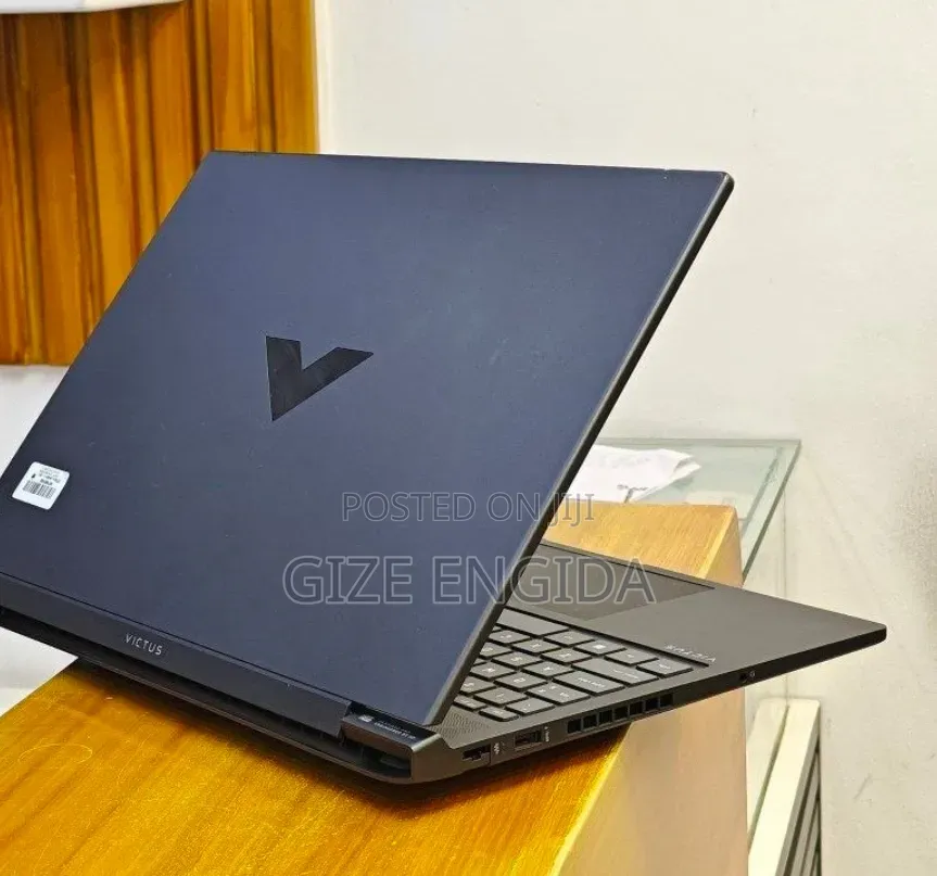 New Laptop HP Victus 16 16GB Nvidia SSD 1T