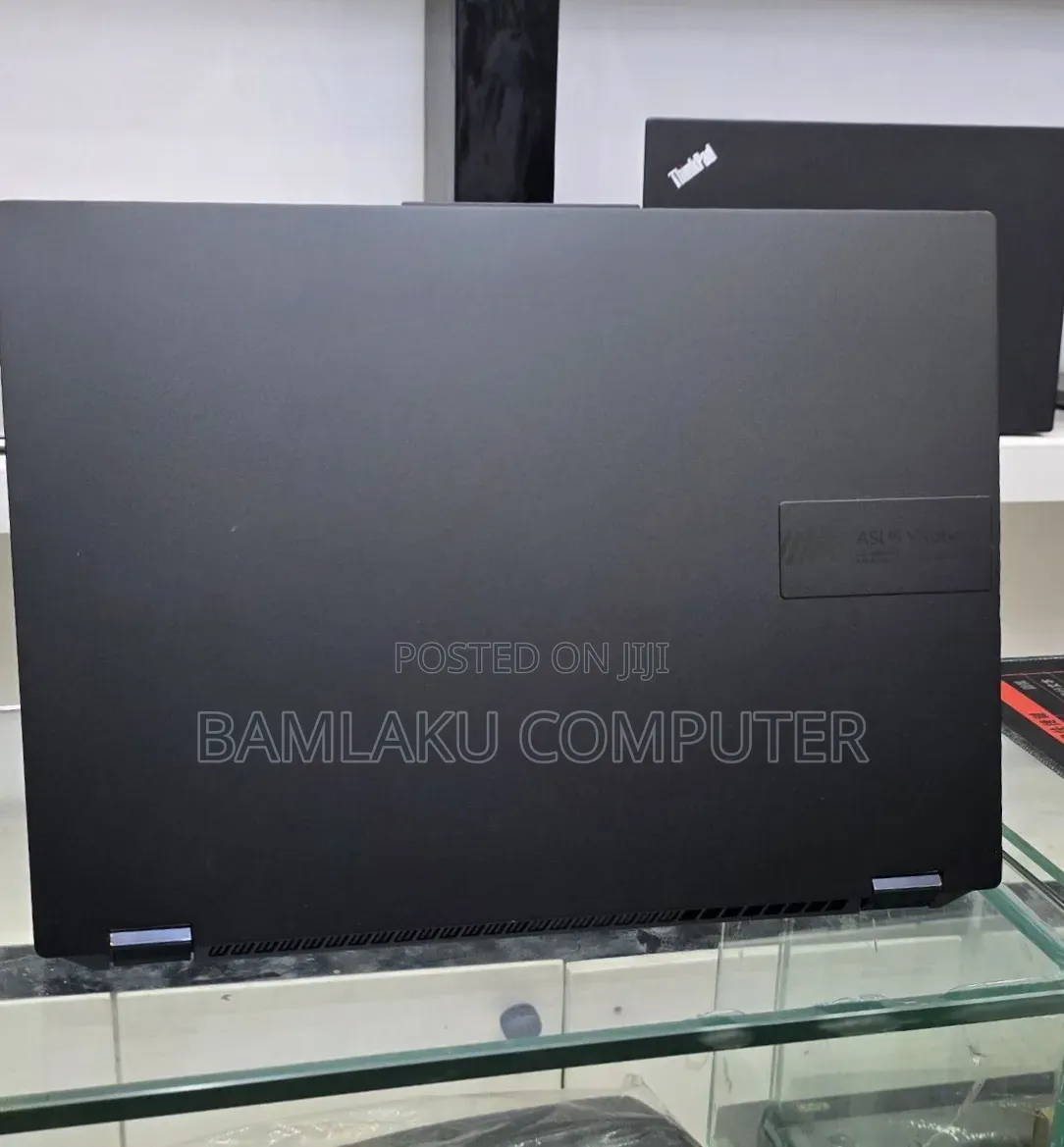 New Laptop Asus Vivobook 16 16GB Intel Core i9 SSD 1T