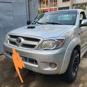 Toyota Hilux 2007 Silver
