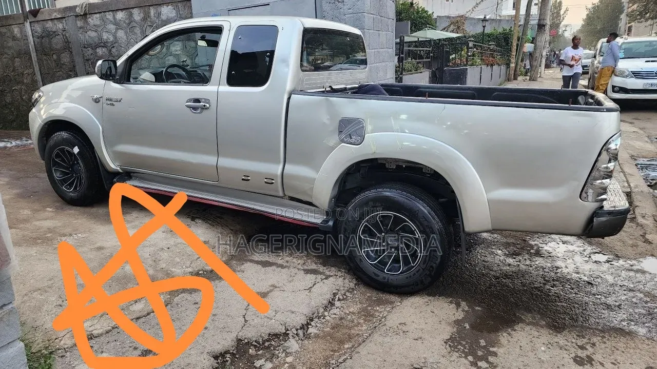 Toyota Hilux 2007 Silver