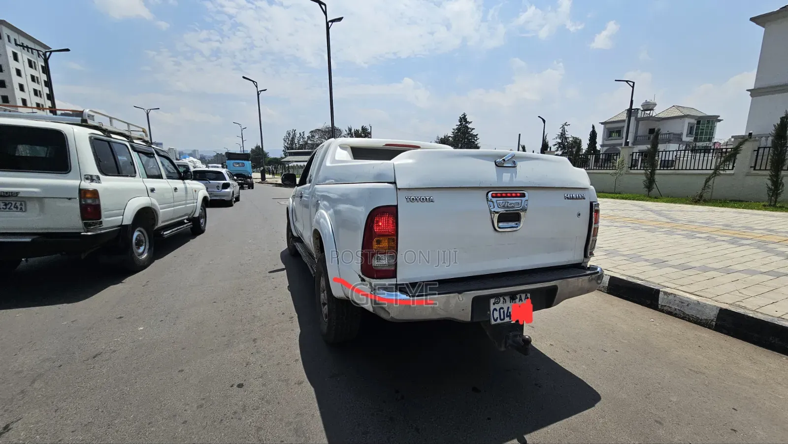 Toyota Hilux 2010 White