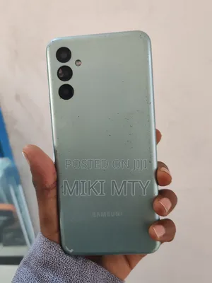 Samsung Galaxy M13 128 GB Silver