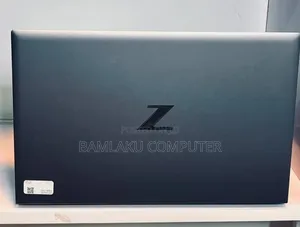New Laptop HP ZBook Firefly G8 32GB Intel Core i7 SSD 512GB