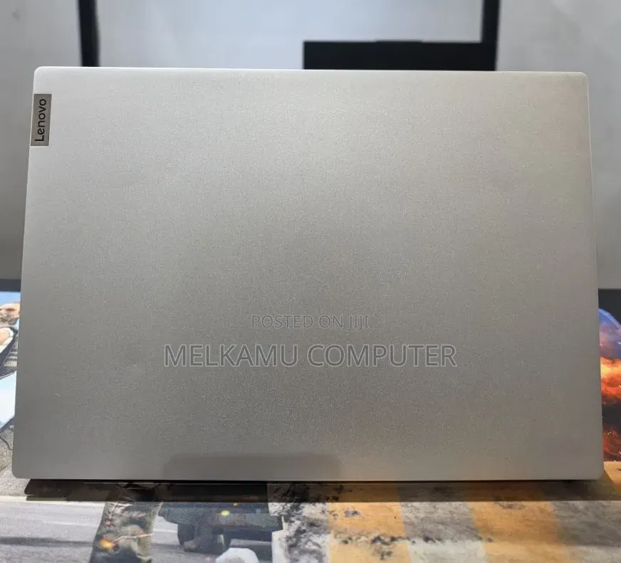 New Laptop Lenovo IdeaPad Flex 14 16GB AMD Ryzen 7 SSD 512GB