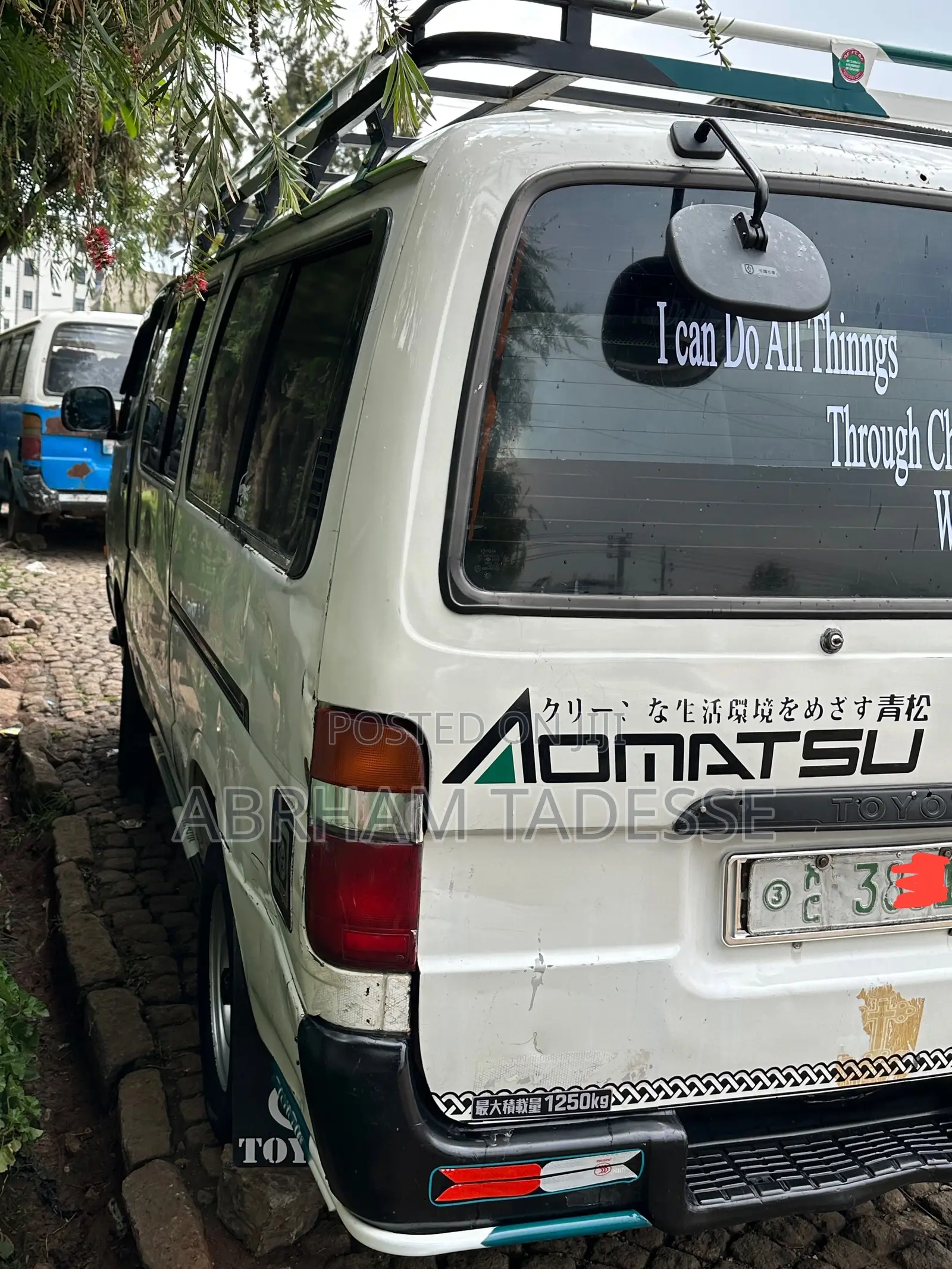 Toyota HiAce 2003 White