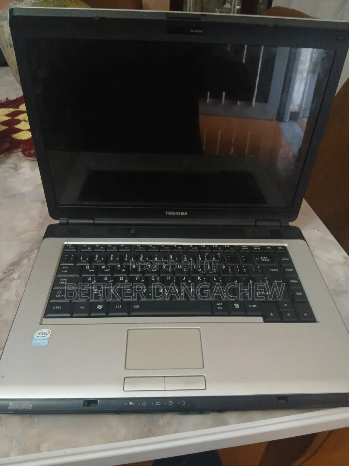 Laptop Toshiba Satellite L300 2GB Intel Celeron HDD 256GB