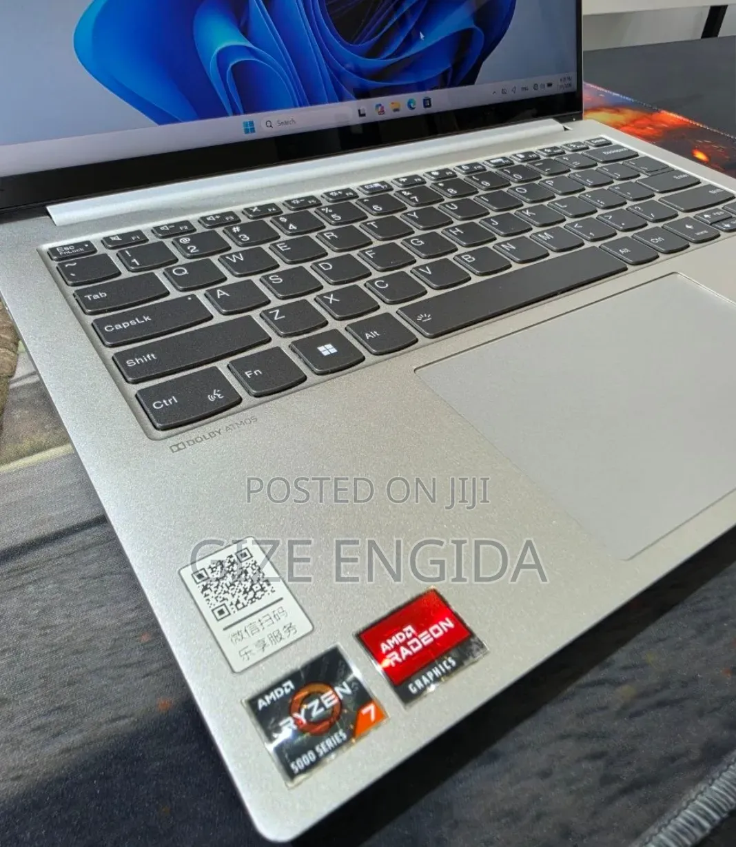 New Laptop Lenovo IdeaPad 720S 16GB AMD Ryzen 7 SSD 512GB
