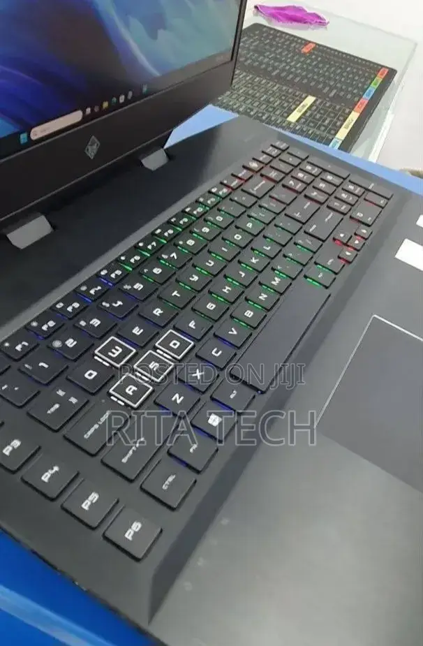 New Laptop HP Omen 17 16GB Intel Core i7 SSD 512GB