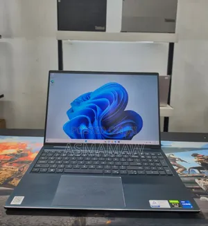New Laptop Dell Inspiron 15 16GB Intel Core i7 SSD 512GB