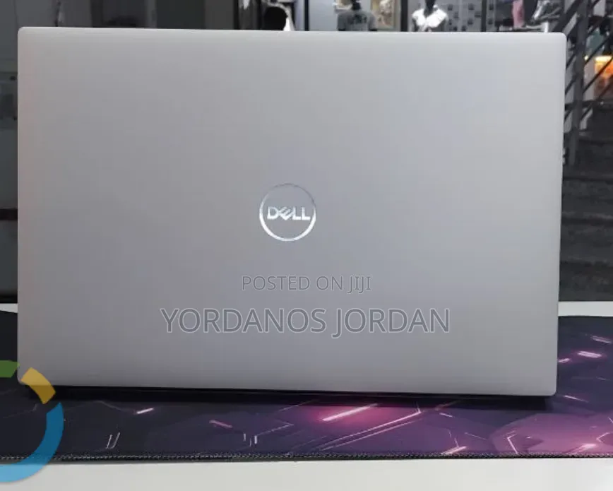 New Laptop Dell XPS 15 9500 16GB Intel Core i7 SSD 512GB