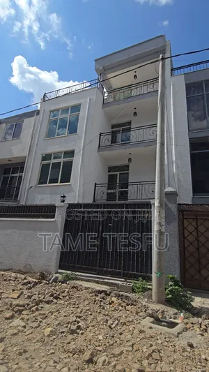 Furnished 5bdrm House in ጋርመንት, Nifas Silk-Lafto for sale
