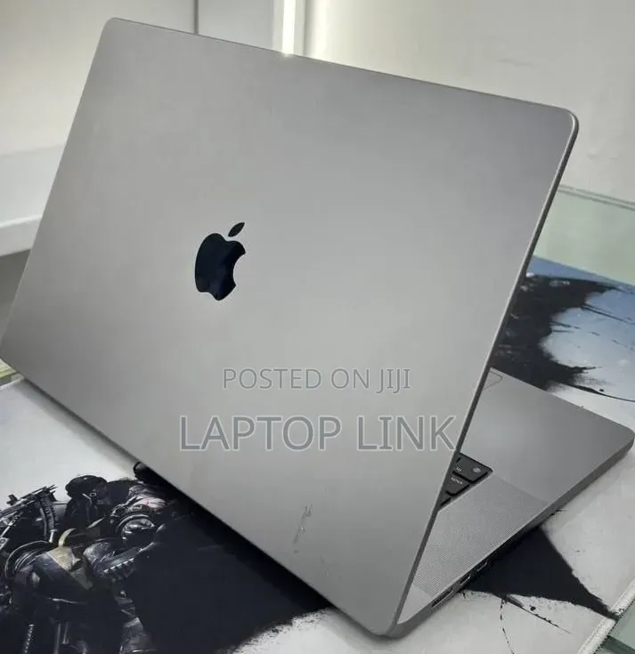 New Laptop Apple MacBook Pro 2021 M1 32GB Apple M1 Max SSD 1T