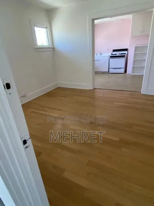 2bdrm Apartment in ቴምር, Nifas Silk-Lafto for sale