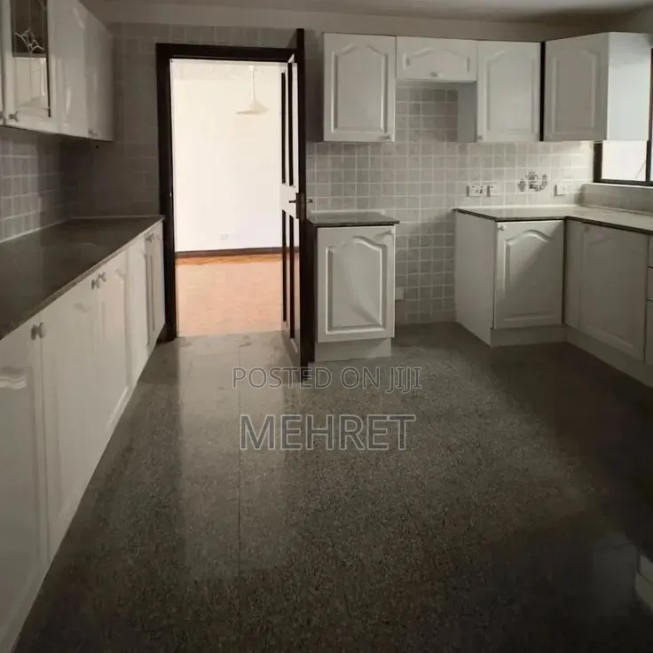 2bdrm Apartment in ቴምር, Nifas Silk-Lafto for sale