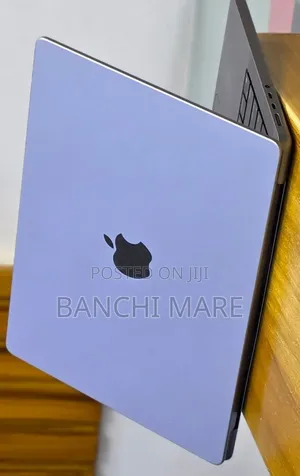 New Laptop Apple MacBook Pro 2021 M1 16GB Apple M1 Pro SSD 512GB