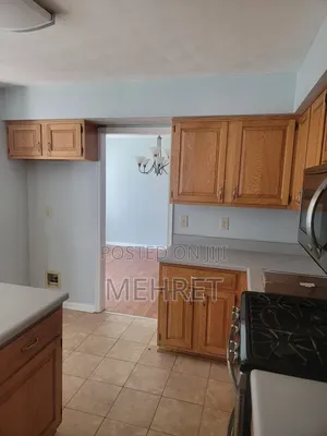 3bdrm Apartment in ቴምር, Yeka for sale