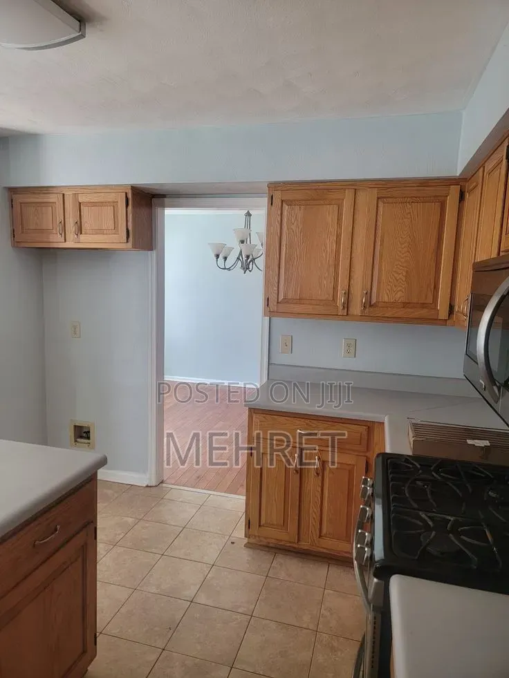 3bdrm Apartment in ቴምር, Yeka for sale