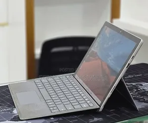 New Laptop Microsoft Surface Pro 7 16GB Intel Core i5 SSD 256GB
