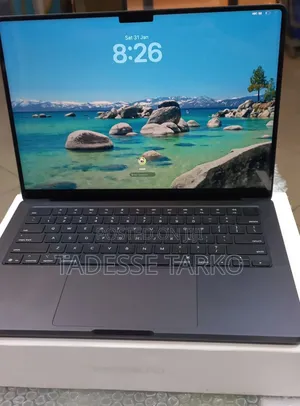 New Laptop Apple MacBook Pro 2025 M5 16GB Apple M5 Pro SSD 512GB